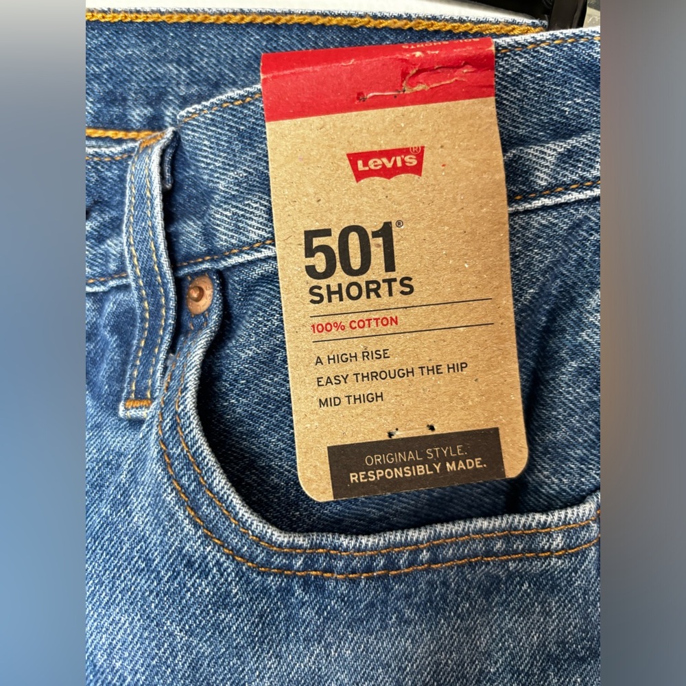 Levi’s 501 100% Cotton Mid-Thigh Shorts